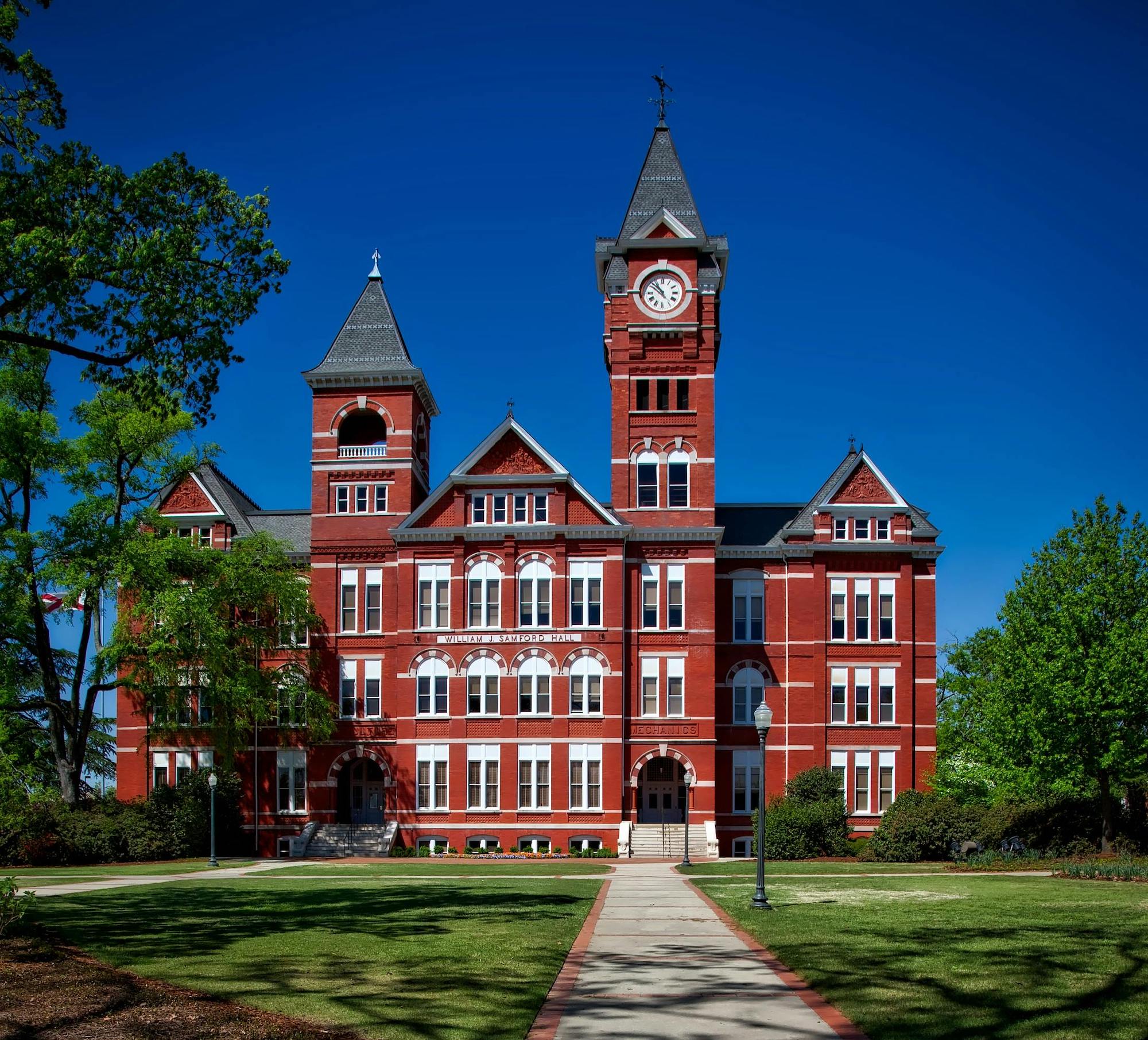 Commercial & Residential Waste Management in Auburn