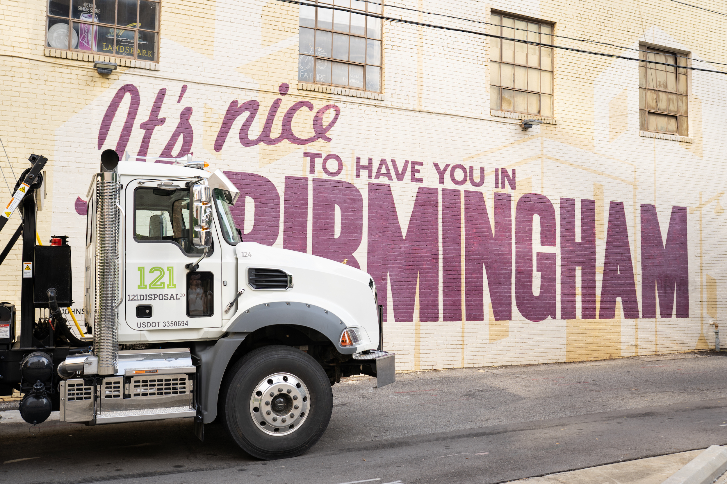 How Birmingham Restaurants Get Rid of Their Waste